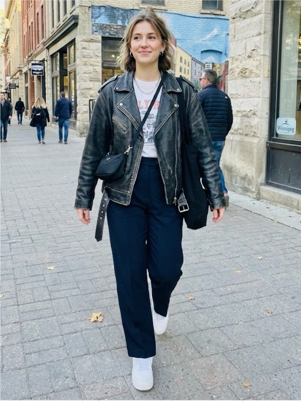 Vintage Navy High-Rise Pleated Trousers